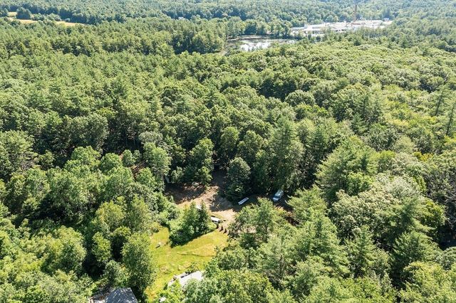 111 Squannacook Rd, Shirley, MA 01464