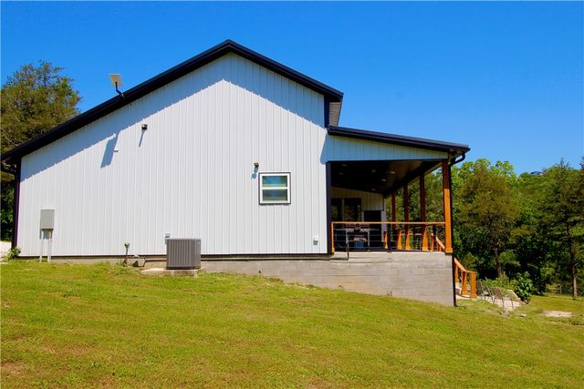 865 County Road 212, Eureka Springs, AR 72631
