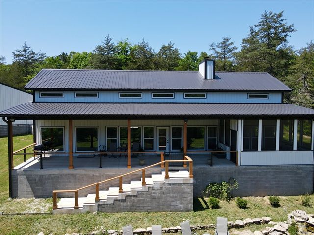 865 County Road 212, Eureka Springs, AR 72631