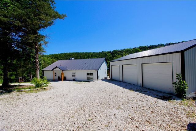 865 County Road 212, Eureka Springs, AR 72631