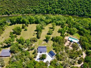 865 County Road 212, Eureka Springs, AR 72631