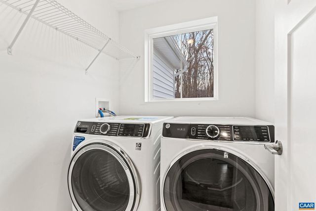 6376 LOUISA RD, Keswick, VA 22947