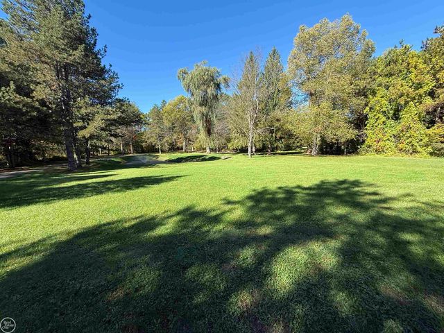 306 N Hurd Road, Ortonville, MI 48462