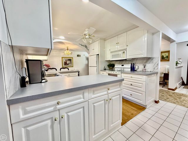 306 N Hurd Road, Ortonville, MI 48462