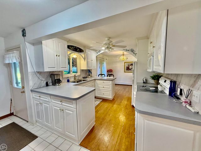 306 N Hurd Road, Ortonville, MI 48462