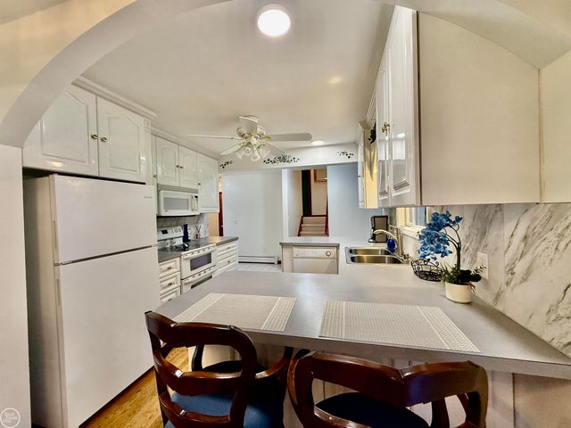 306 N Hurd Road, Ortonville, MI 48462