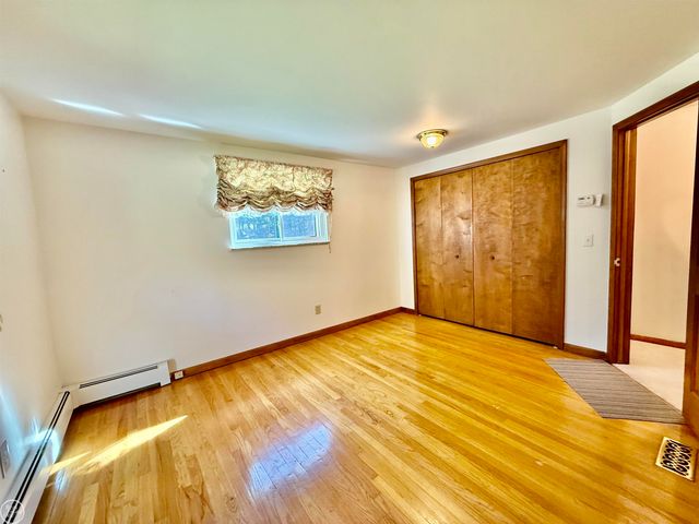 306 N Hurd Road, Ortonville, MI 48462