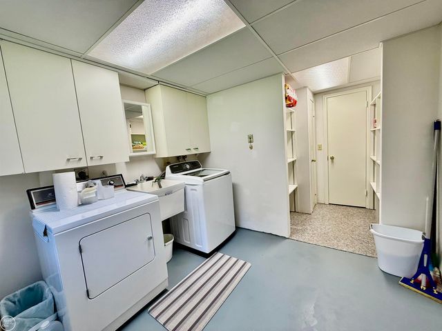 306 N Hurd Road, Ortonville, MI 48462