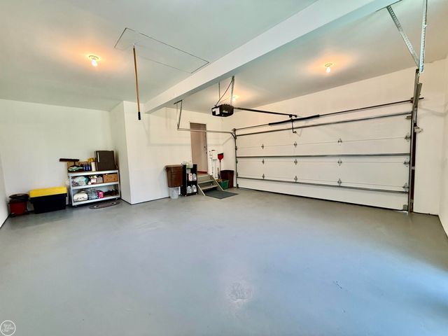 306 N Hurd Road, Ortonville, MI 48462