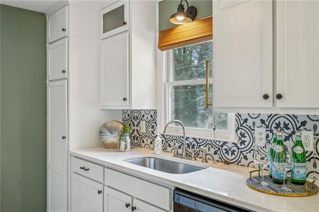 3316 Trent Court, Decatur, GA 30033