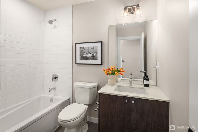 1644 B 20th Avenue, Seattle, WA 98122