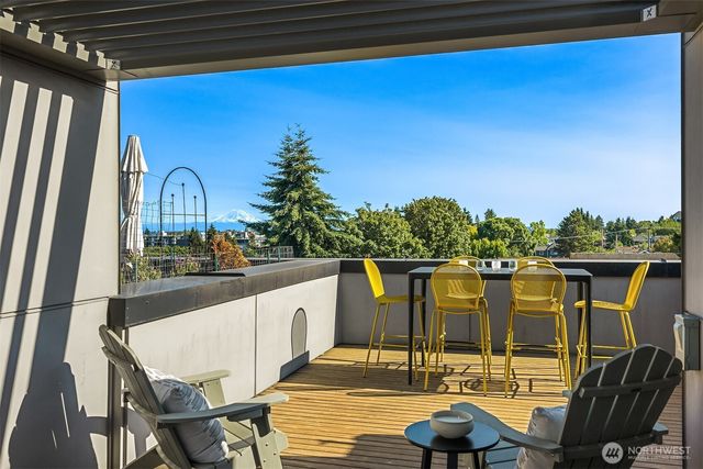 1644 B 20th Avenue, Seattle, WA 98122