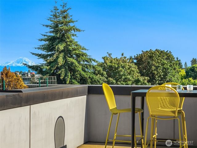 1644 B 20th Avenue, Seattle, WA 98122