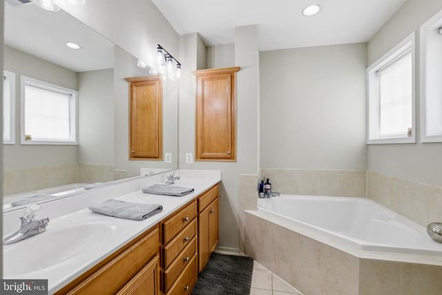 24684 ROSEBAY TER, Aldie, VA 20105