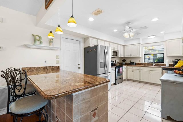 1415 LANGLEY DRIVE, Sun City Center, FL 33573