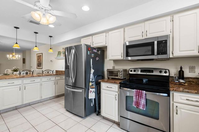 1415 LANGLEY DRIVE, Sun City Center, FL 33573