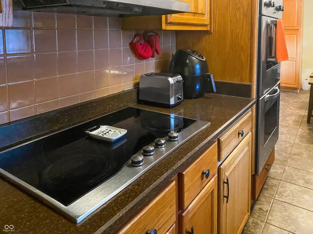 4338 Westbourne Drive, Indianapolis, IN 46205