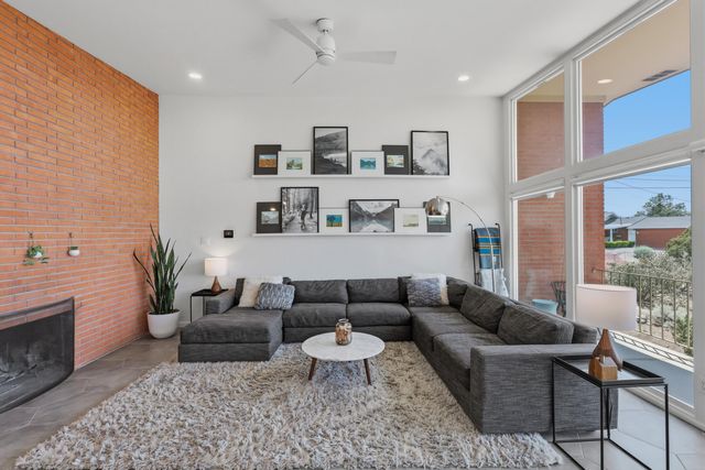 803 Martingale Lane SE, Albuquerque, NM 87123