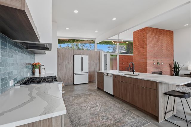 803 Martingale Lane SE, Albuquerque, NM 87123