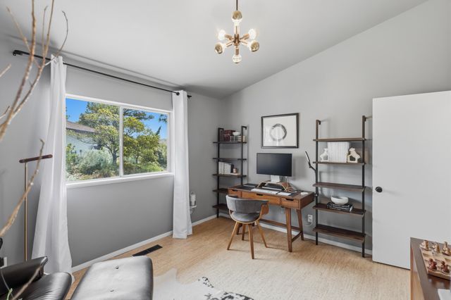 803 Martingale Lane SE, Albuquerque, NM 87123