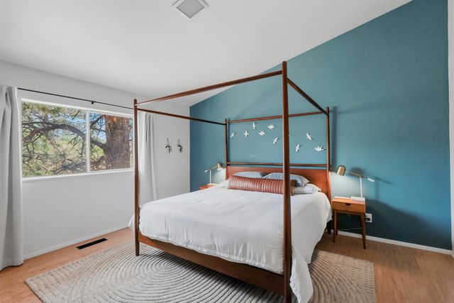 803 Martingale Lane SE, Albuquerque, NM 87123