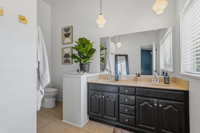 803 Martingale Lane SE, Albuquerque, NM 87123