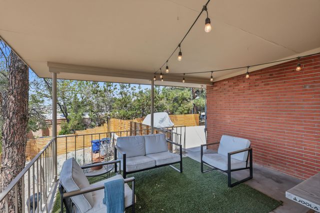 803 Martingale Lane SE, Albuquerque, NM 87123