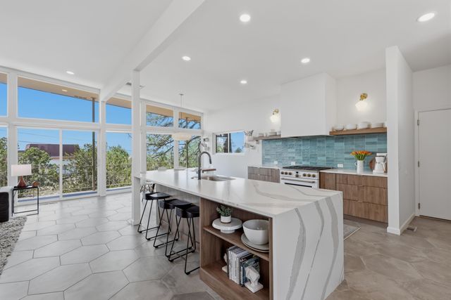 803 Martingale Lane SE, Albuquerque, NM 87123