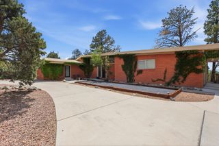 803 Martingale Lane SE, Albuquerque, NM 87123