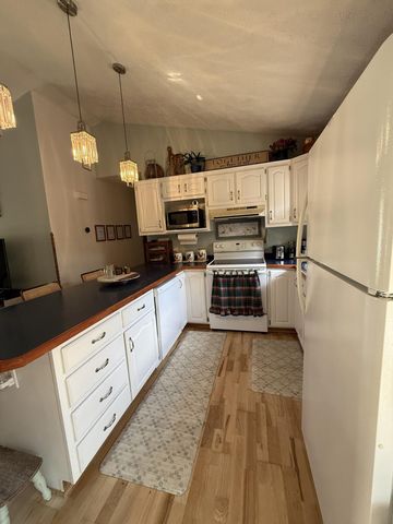 616 Dry Hill RD, Ferrum, VA 24088