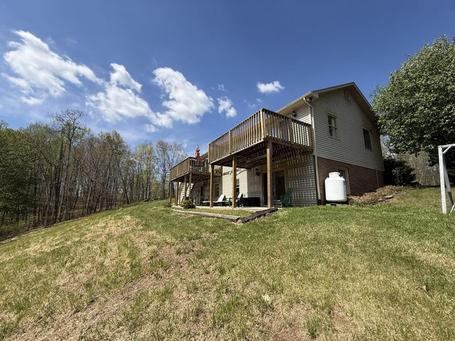 616 Dry Hill RD, Ferrum, VA 24088