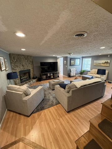 616 Dry Hill RD, Ferrum, VA 24088