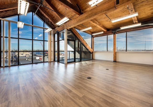 61 Merrills Wharf, New Bedford, MA 02745