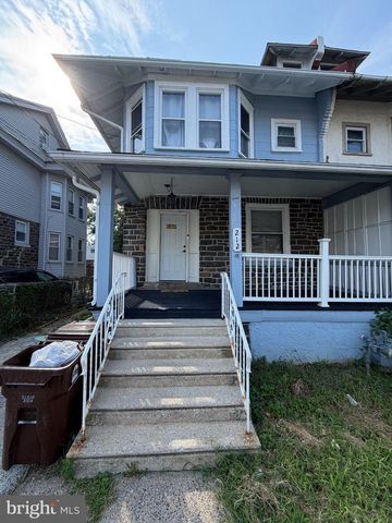 212 N MAPLE AVE, Lansdowne, PA 19050