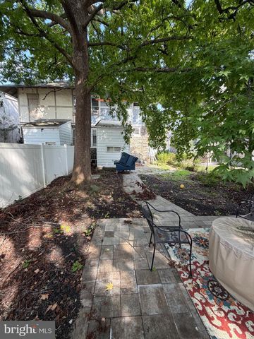 212 N MAPLE AVE, Lansdowne, PA 19050