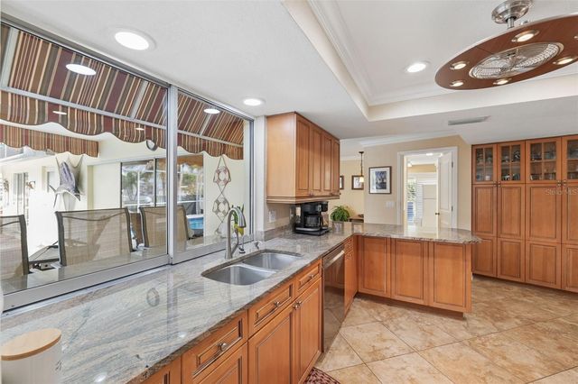 5860 LEELAND STREET S, St Petersburg, FL 33715