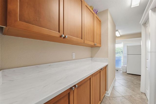 5860 LEELAND STREET S, St Petersburg, FL 33715