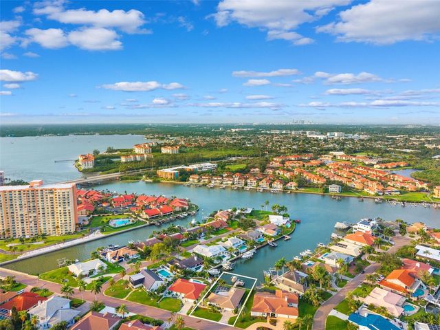 5860 LEELAND STREET S, St Petersburg, FL 33715