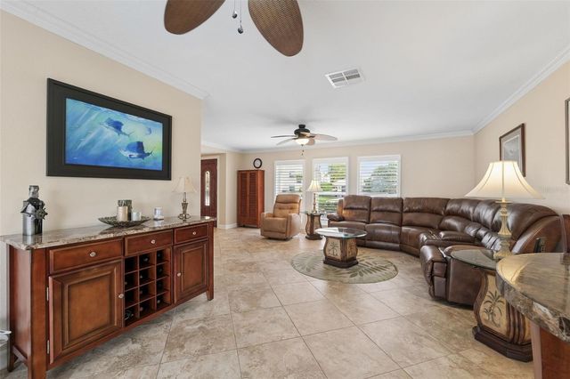 5860 LEELAND STREET S, St Petersburg, FL 33715