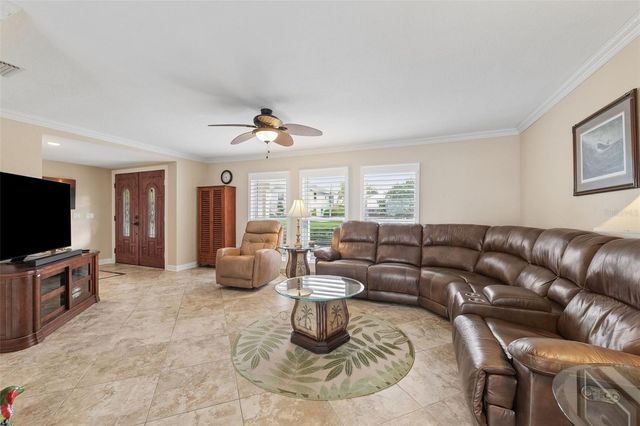 5860 LEELAND STREET S, St Petersburg, FL 33715