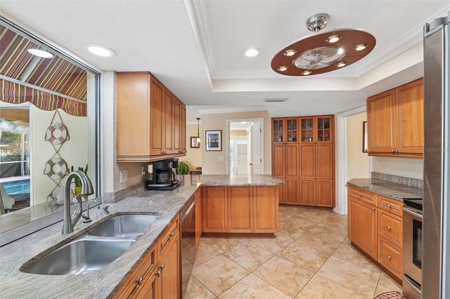 5860 LEELAND STREET S, St Petersburg, FL 33715