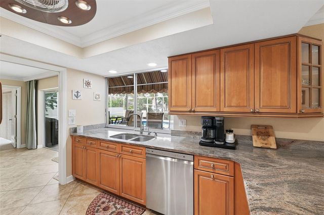 5860 LEELAND STREET S, St Petersburg, FL 33715