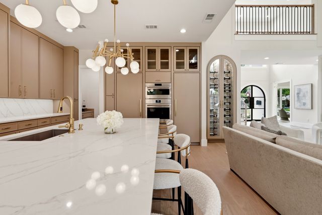6055 Ellsworth Avenue, Dallas, TX 75206
