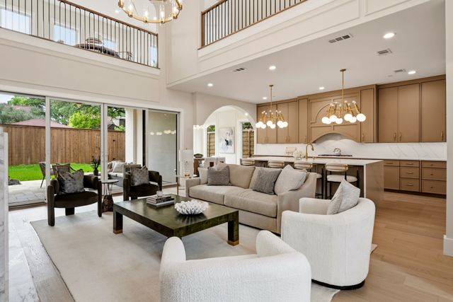 6055 Ellsworth Avenue, Dallas, TX 75206