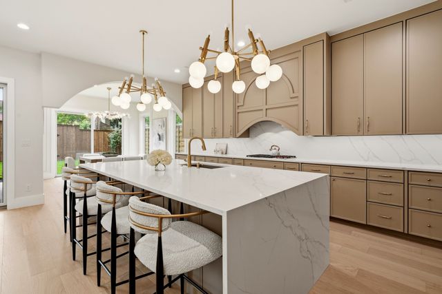 6055 Ellsworth Avenue, Dallas, TX 75206