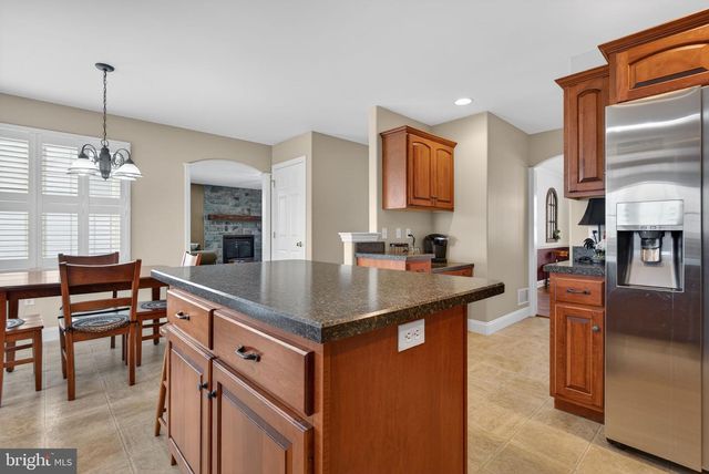 520 NURSERY DR. N, Mechanicsburg, PA 17055