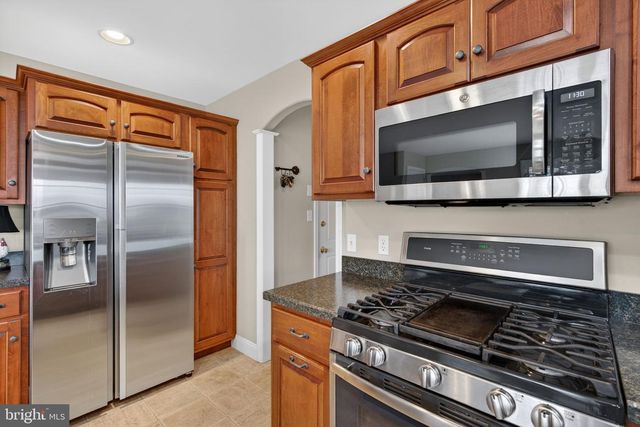 520 NURSERY DR. N, Mechanicsburg, PA 17055