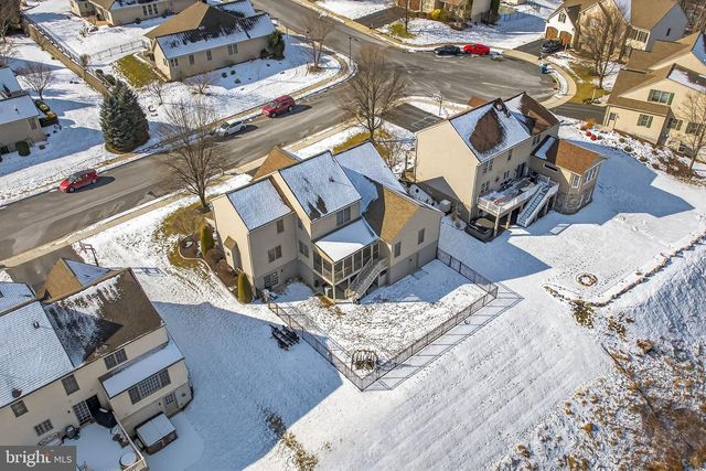 520 NURSERY DR. N, Mechanicsburg, PA 17055