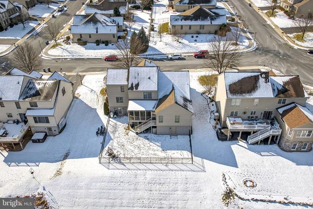 520 NURSERY DR. N, Mechanicsburg, PA 17055