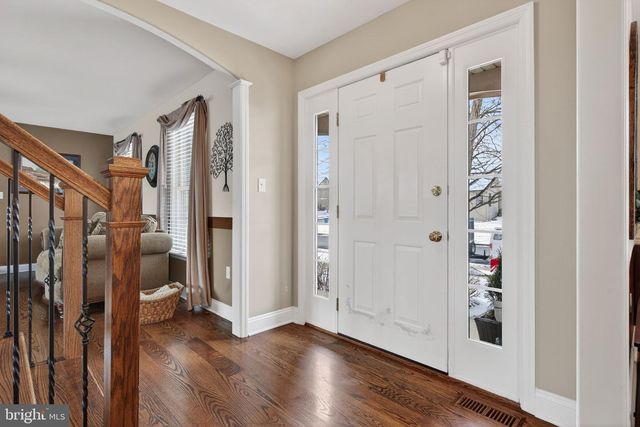 520 NURSERY DR. N, Mechanicsburg, PA 17055